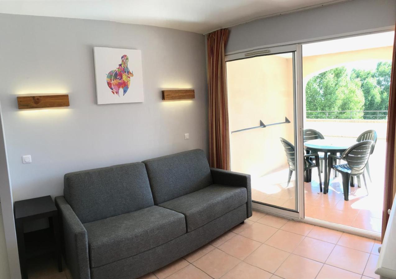 Studio Sur Le Domaine Du Golf De Pont Royal Mallemort Bagian luar foto