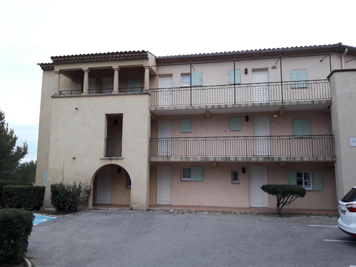 Studio Sur Le Domaine Du Golf De Pont Royal Mallemort Bagian luar foto
