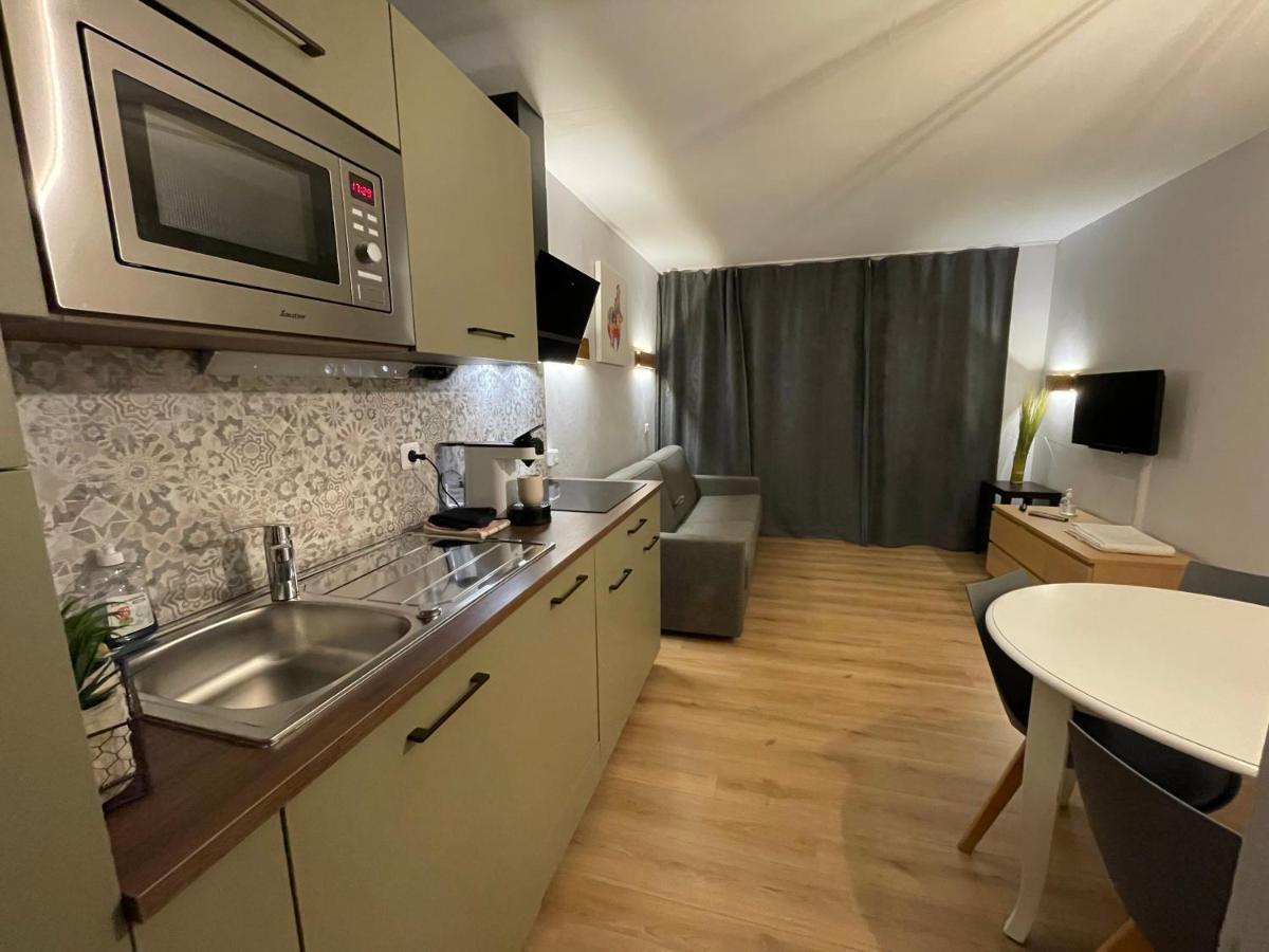 Studio Sur Le Domaine Du Golf De Pont Royal Mallemort Bagian luar foto